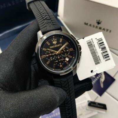 Maserati Successo Black Dial Black Rubber Strap Watch For Men