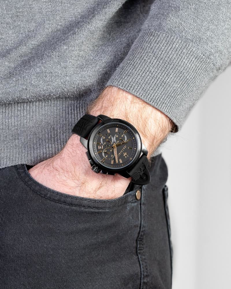 Maserati Successo Black Dial Black Rubber Strap Watch For Men